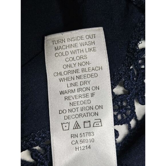 Navy Blue Tank Top Women's Size XS Front Lace Detail Shirt Maurice's - Picture 8 of 8